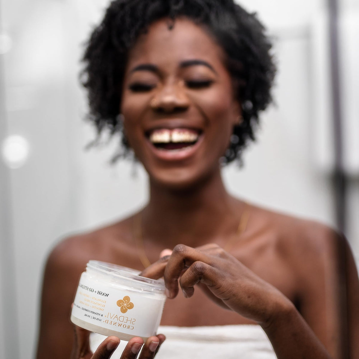 Shedavi Hair Gel - Natural Moisturizing Curl Defining Styling Gel for Unisex Curly Hair, Coils & Anti Frizz